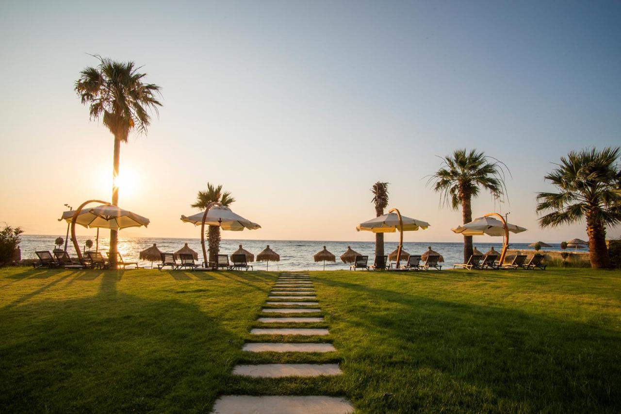 Maia Luxury Beach Hotel & Spa Guzelcamlı Exterior foto